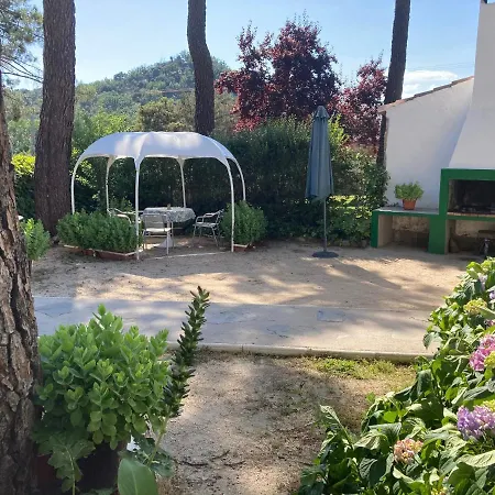 Aventura Ii Holiday home Navaluenga